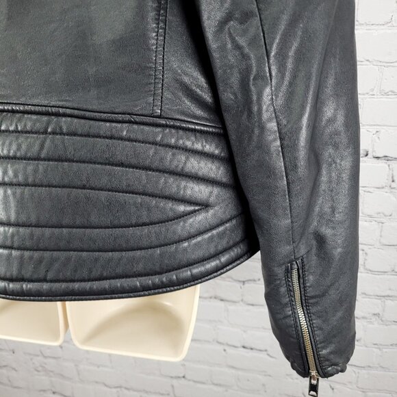 BLANKNYC Black Vegan Leather Moto Biker Collared Zipped Padded Jacket Size XL - Picture 15 of 16